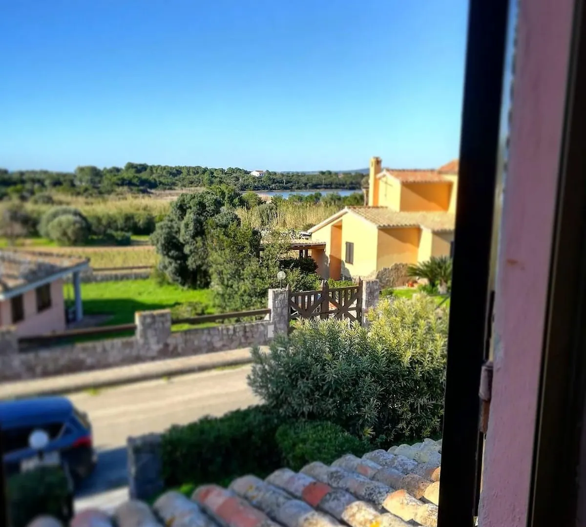קאלאסטה A Window On The Saline Beach